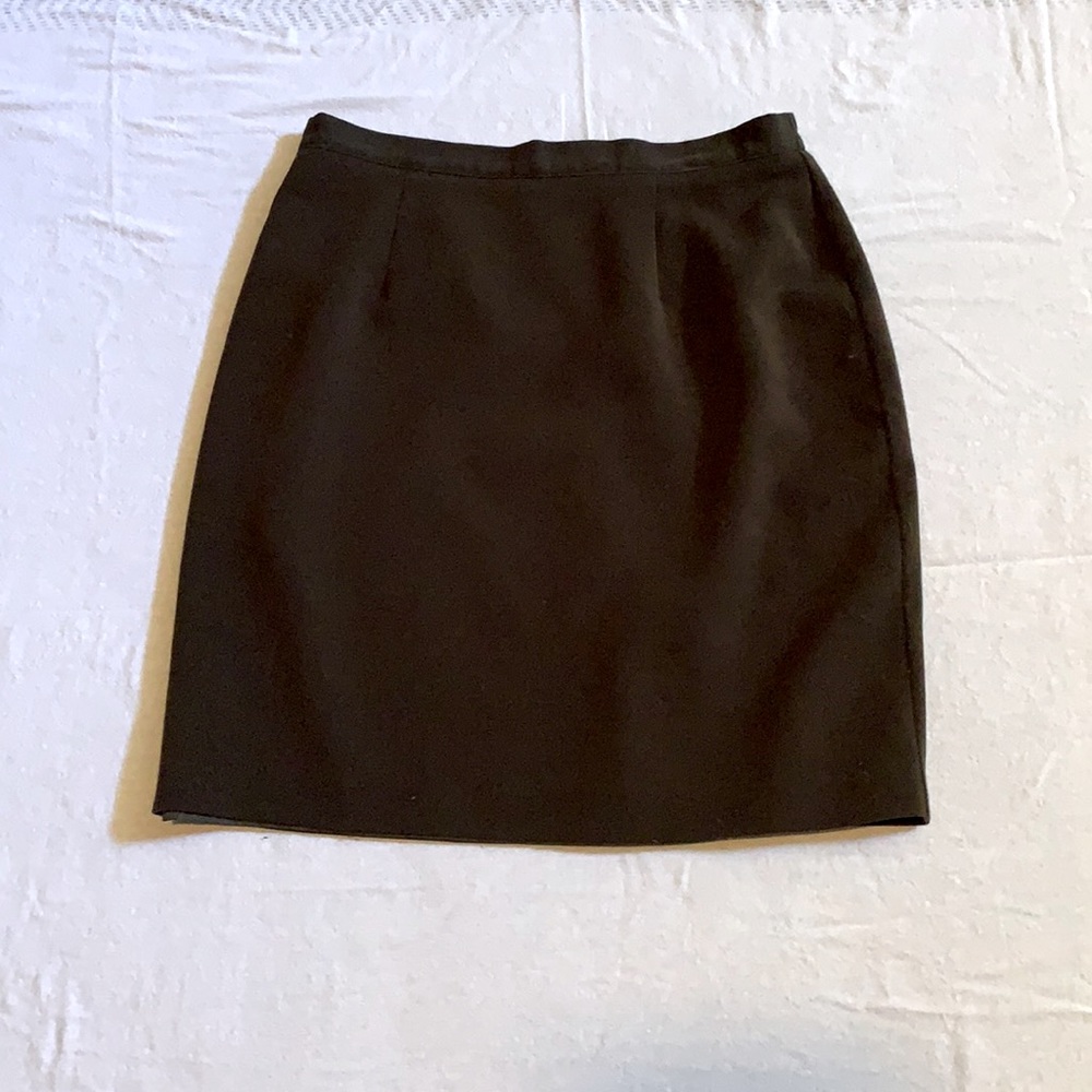 Laura Scott Pencil Skirt, with rear split, Sze 18
